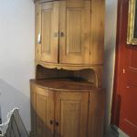 588 6133 CORNER CUPBOARD